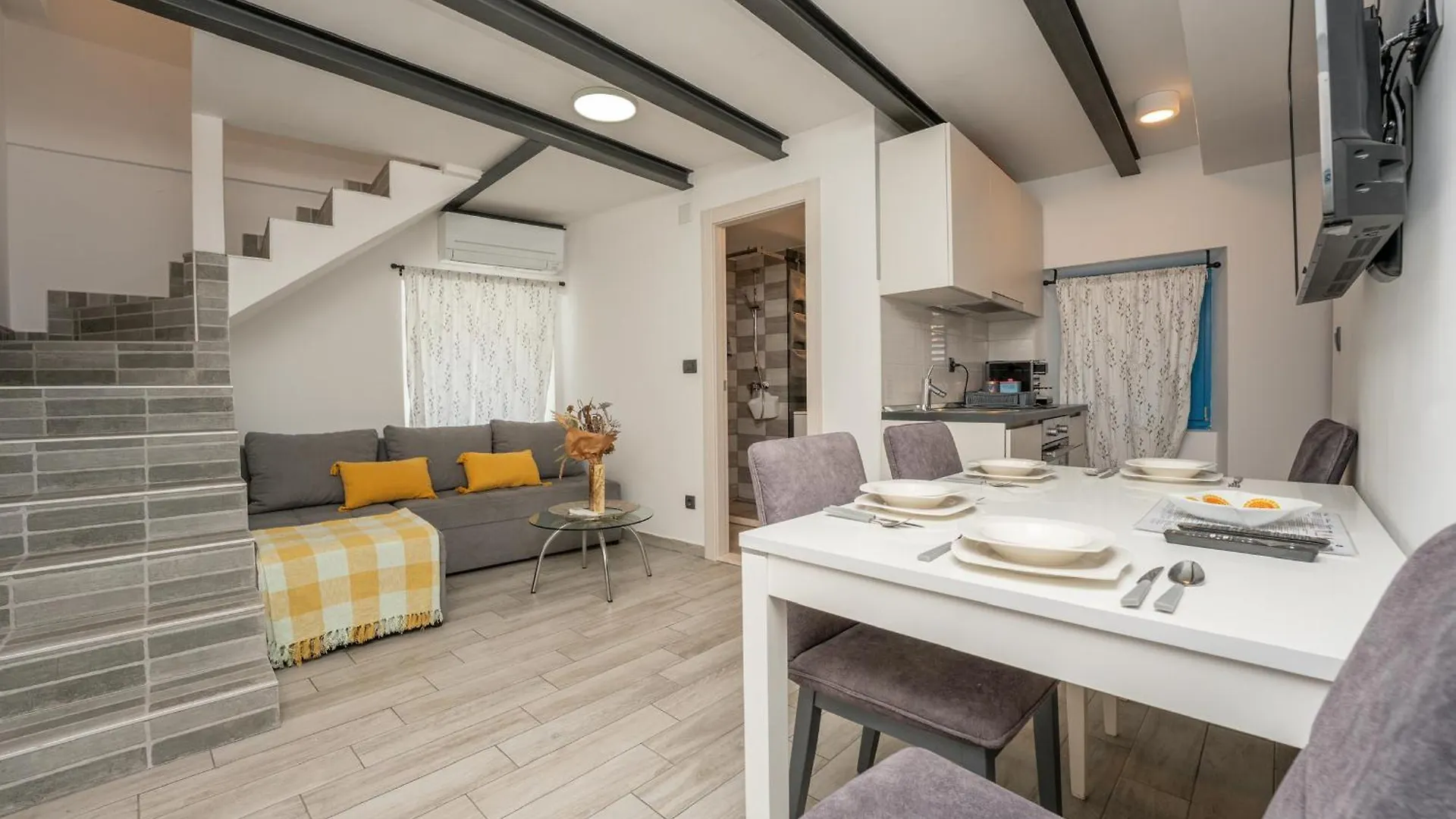 Old Town Seaside House Apartamento Biograd Na Moru Croácia